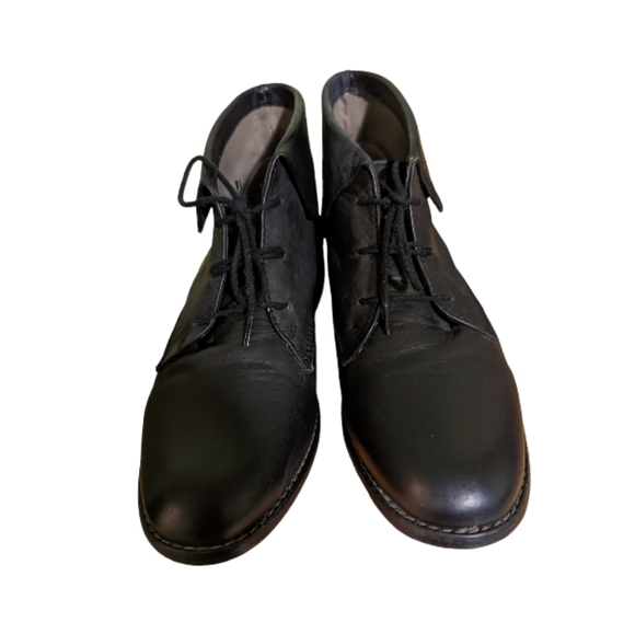 Steve Madden Leather Boots - Picture 4 of 8